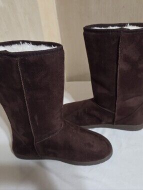 Dawgs Brown Cozy Winter Boots